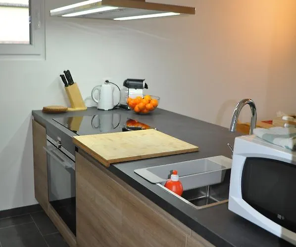 - Swiss Alps - Fully Renovated ! *